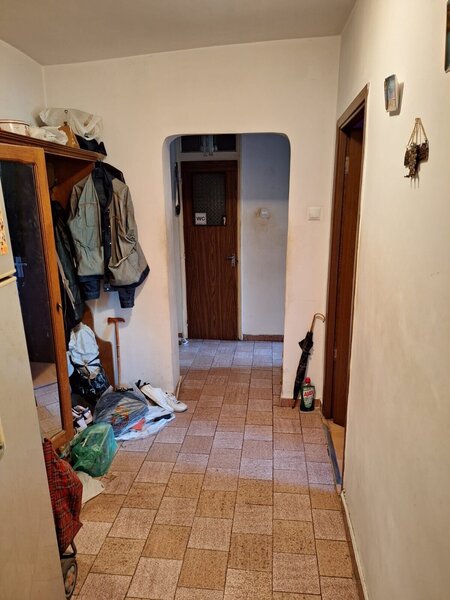 Titan, 1 Decembrie, apartament cu 3 camere de vanzare