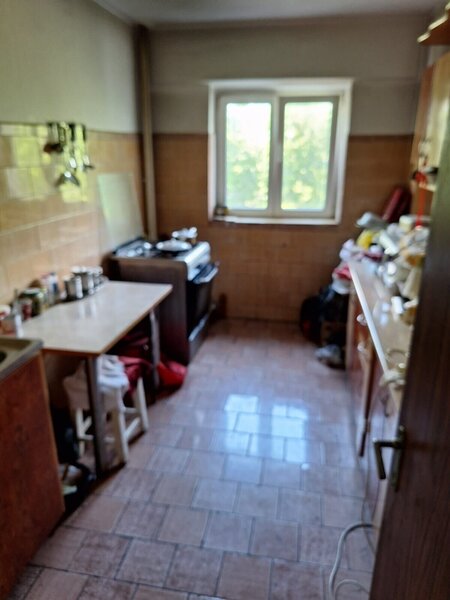 Titan, 1 Decembrie, apartament cu 3 camere de vanzare